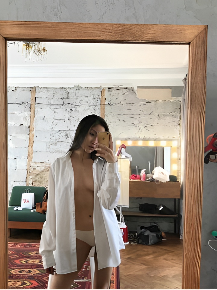 Алиса привлекальеная девушка из Вышний волочек цена от 10000 руб