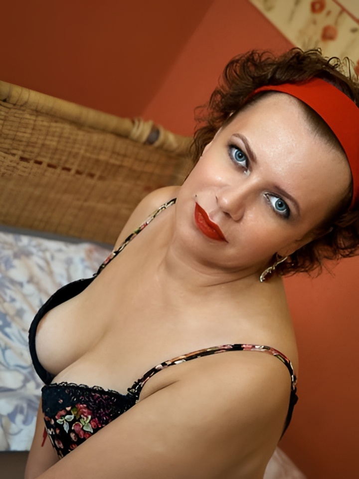 Варвара привлекальеная девушка из Вышний волочек цена от 2500 руб