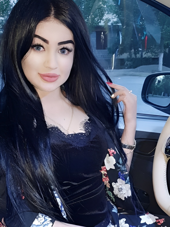 Юлия привлекальеная девушка из Вышний волочек цена от 5000 руб