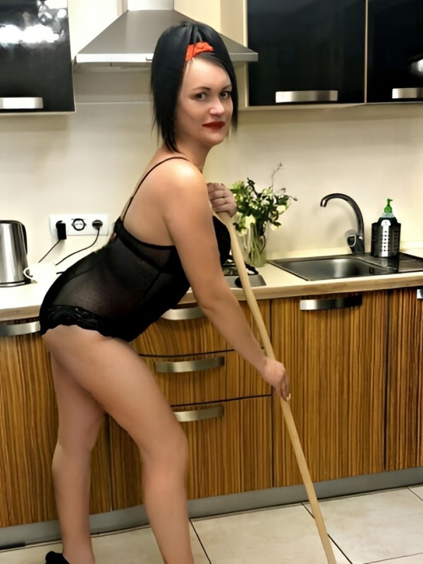 Каролина привлекательная девушка из Вышний волочек цена от 3000 руб