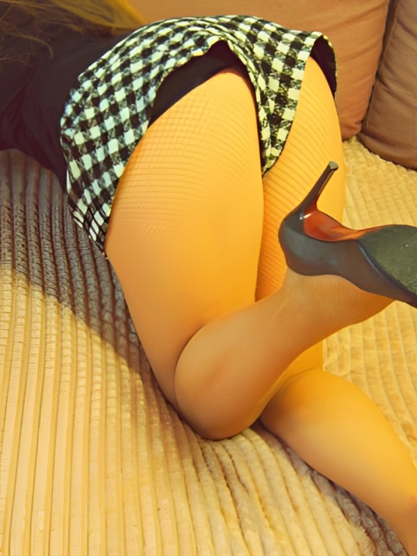 Мирослава привлекательная девушка из Вышний волочек цена от 2500 руб