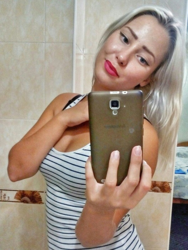 Светлана привлекательная девушка из Вышний волочек цена от 3000 руб